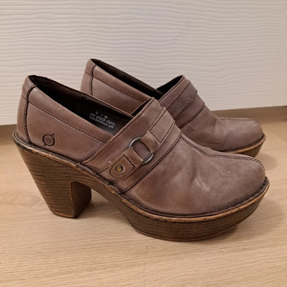 Born Taupe Leather Boho 70s Quality Slip On Chunky Block Heel Clogs Size 8.5 39 - Picture 1 of 7